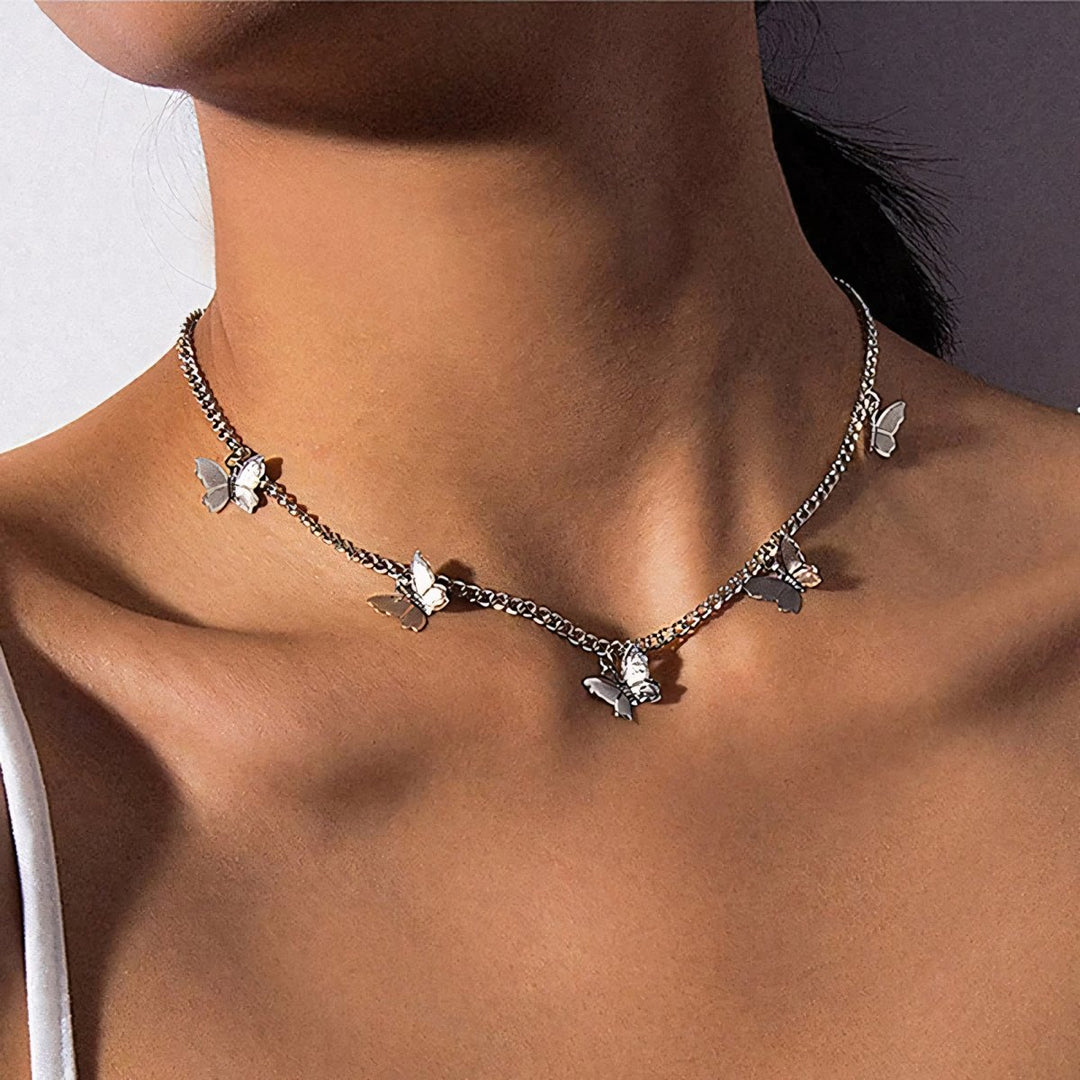 Skanto | Delikat Sommerfugl Choker Halskjede