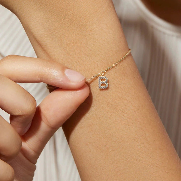Skanto | Delikat Kjede Diamant Initial Armbånd