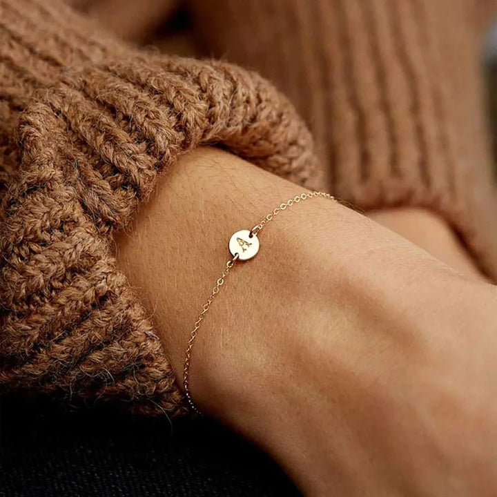 Skanto | Delikat Kjede Bokstav Initial Charm Armbånd