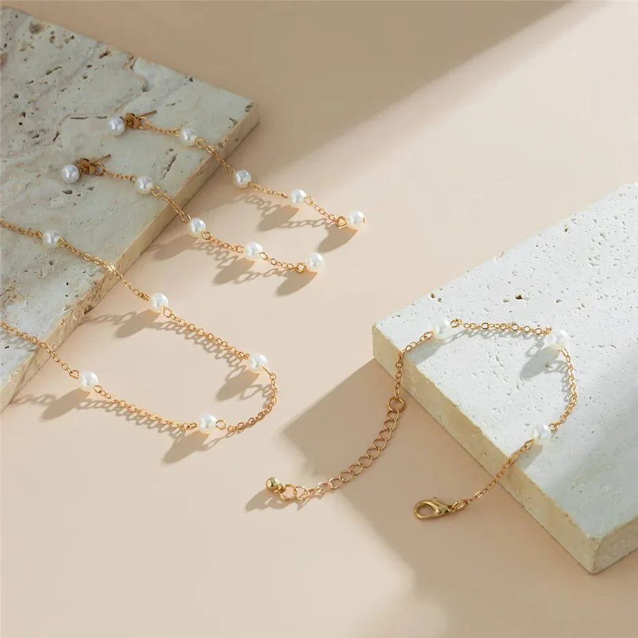 Skanto | Delikat Kjede Perle Armbånd, Halskjede, og Øredobb Sett