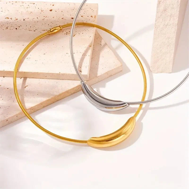 Skanto | Delikat Moderne Curve Choker Halskjede