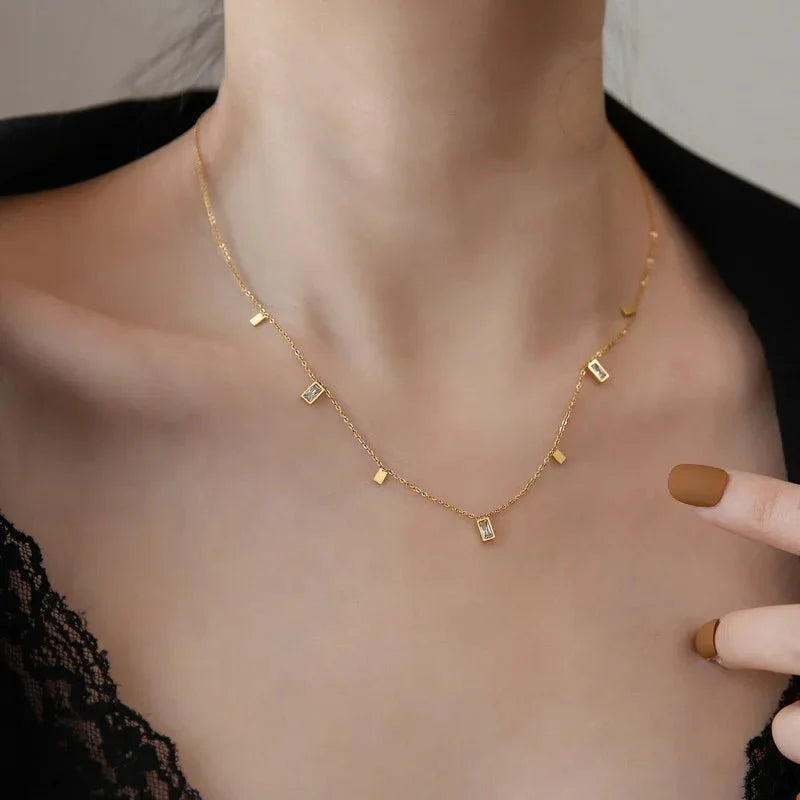 Skanto | Delikat rektangulær diamant choker