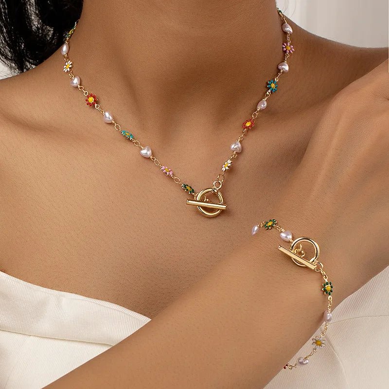 Skanto | Delikat Vår Blomster Perle Armbånd og Halskjede Sett