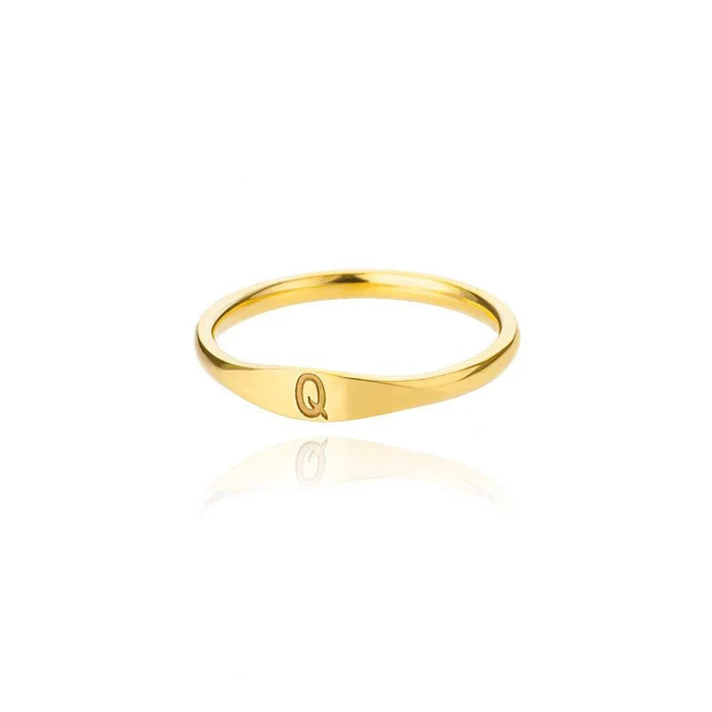 Skanto | Delikat Tynn Bokstav Initial Ring