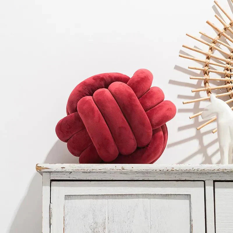 Norvo | Dekorativ knyttet semsket kule myk pute