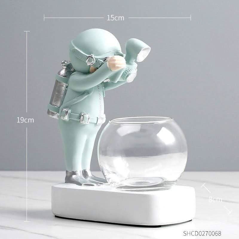 Skanto | ASTROVA – Kreative Astronaut Plante Vaser for Moderne Liv