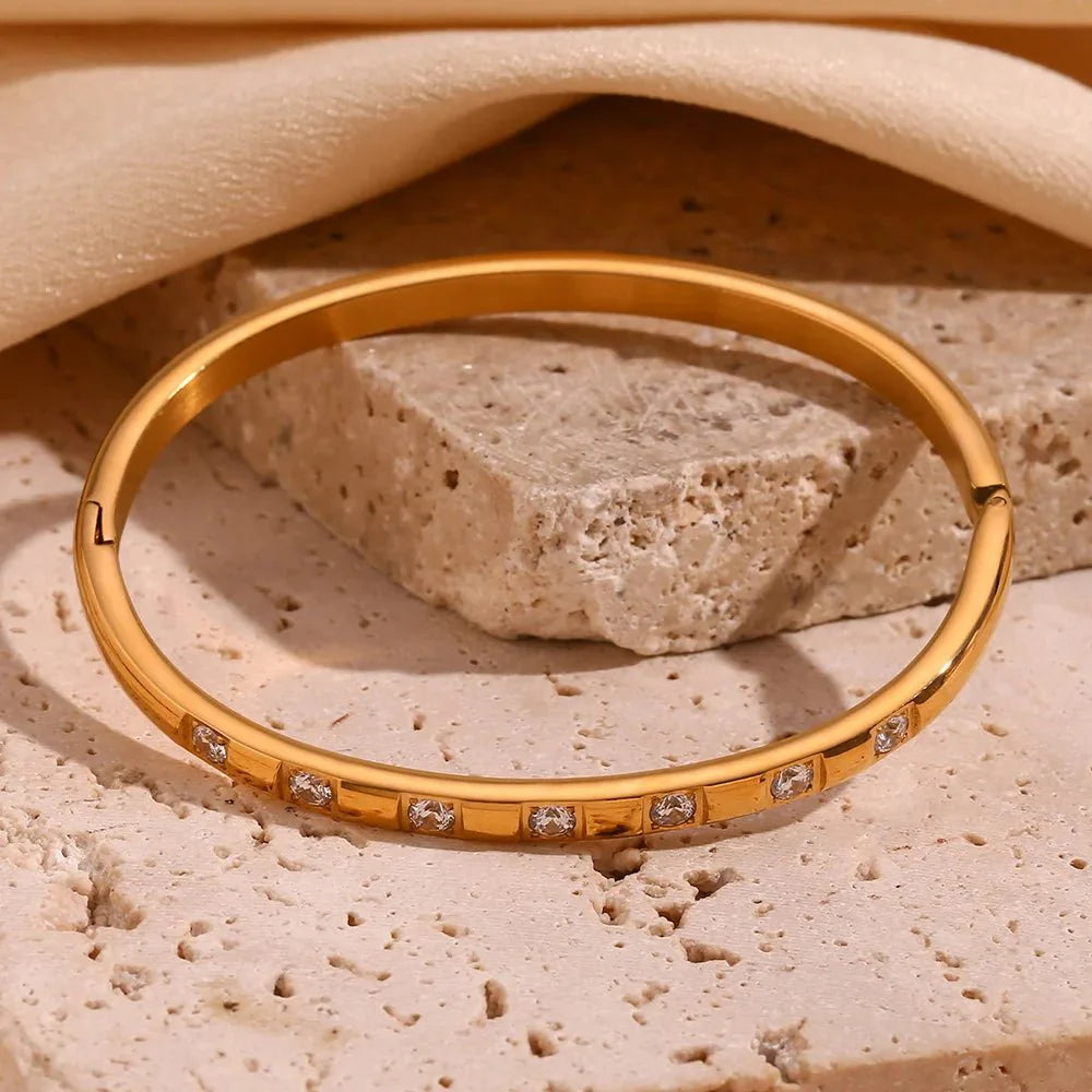 Skanto | Diamantaksetert Gull Armring