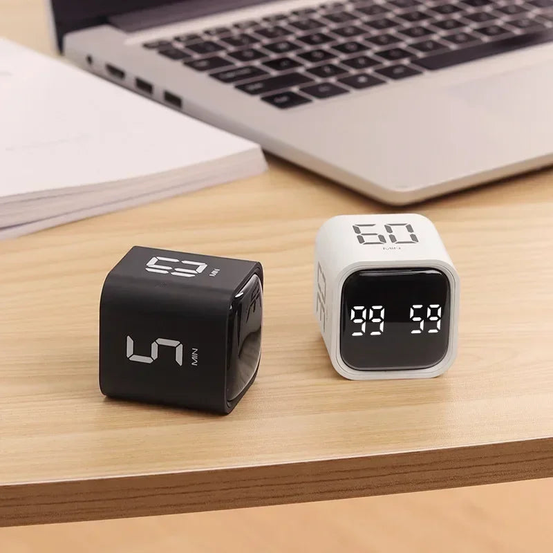 Skanto | Time Cube SlimTimer – Bærbar LED Terningtimer med Bevegelsessensor