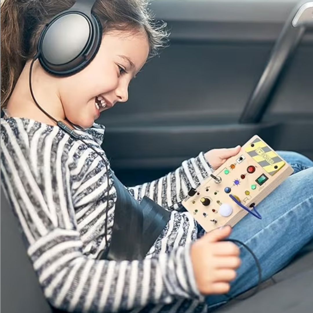 Norvo | DISCOVERY PLAY – Montessori Busy Board for Toddlers to Explore, Learn & Develop Fine Motor Skills