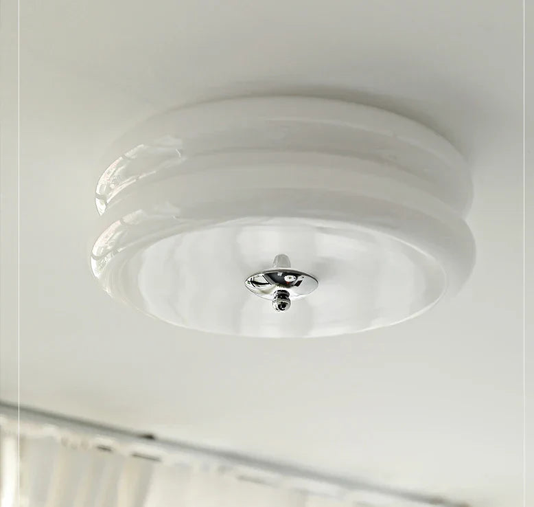 Dansk taklampe i Bauhaus stil - Elegant aura lampe til stue & soverom | Skanto