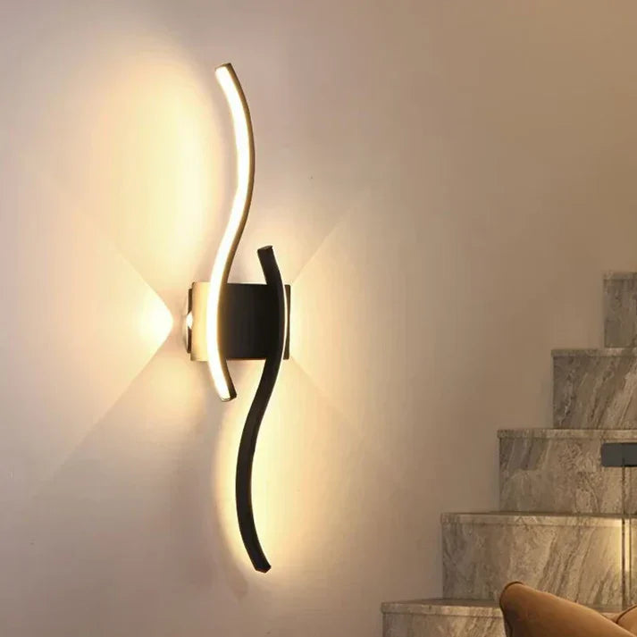 Skanto | Lumivora Wave LED Vegglampe | Moderne Bølge Design | Energisparende & Stilig | 60×15 cm | Varm, Blendingfri Lys