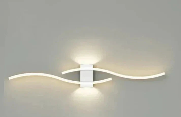 Skanto | Lumivora Wave LED Vegglampe | Moderne Bølge Design | Energisparende & Stilig | 60×15 cm | Varm, Blendingfri Lys