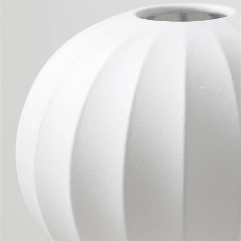 Deko Balloon Bordlampe – Elegant LED lampe for stue og soverom | Skanto