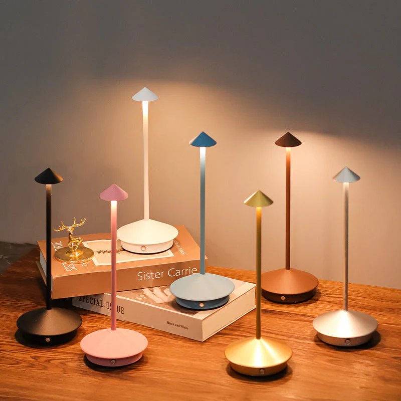 Skanto | LumiGlow Trådlampe med LED Bordlampe Elegant & Moderne Design