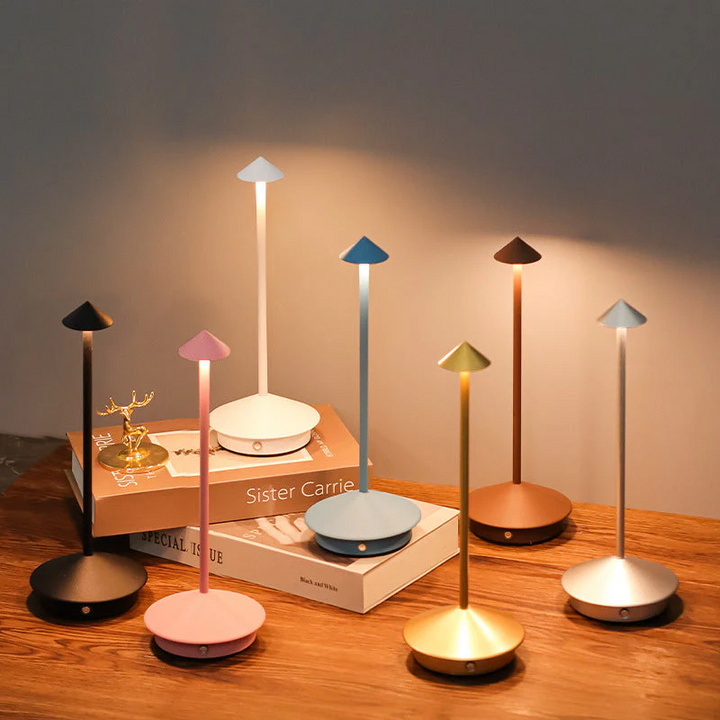 Skanto | LumiGlow Trådlampe med LED Bordlampe Elegant & Moderne Design