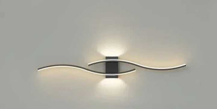 Moderne LED Vegglampe – Bølgeformet Design, Minimalistisk Stil | Skanto