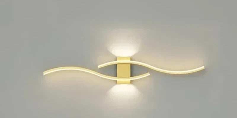 Moderne LED Vegglampe – Bølgeformet Design, Minimalistisk Stil | Skanto