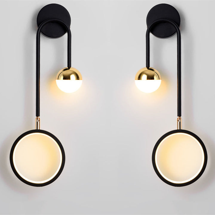 Nordic svingbar LED vegglampe for moderne interiører | Skanto