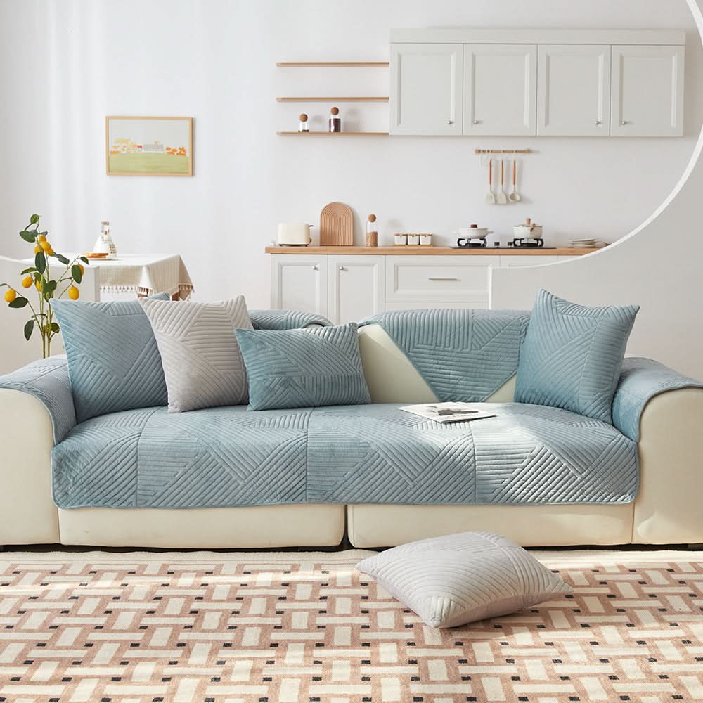 Skanto | PlushGrip – Non-slip plush sofa cover