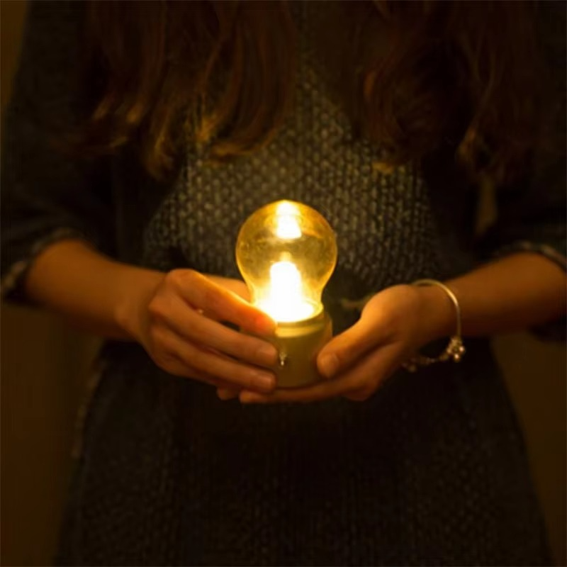 VintageGlow Trådløs Industriell Nattbordslampe Skanto