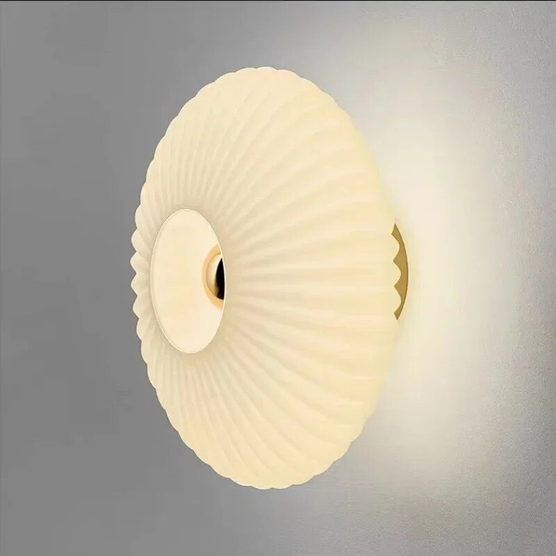 Skanto | NimbusFlux - Veggmontert glasslampe med bølgende lys