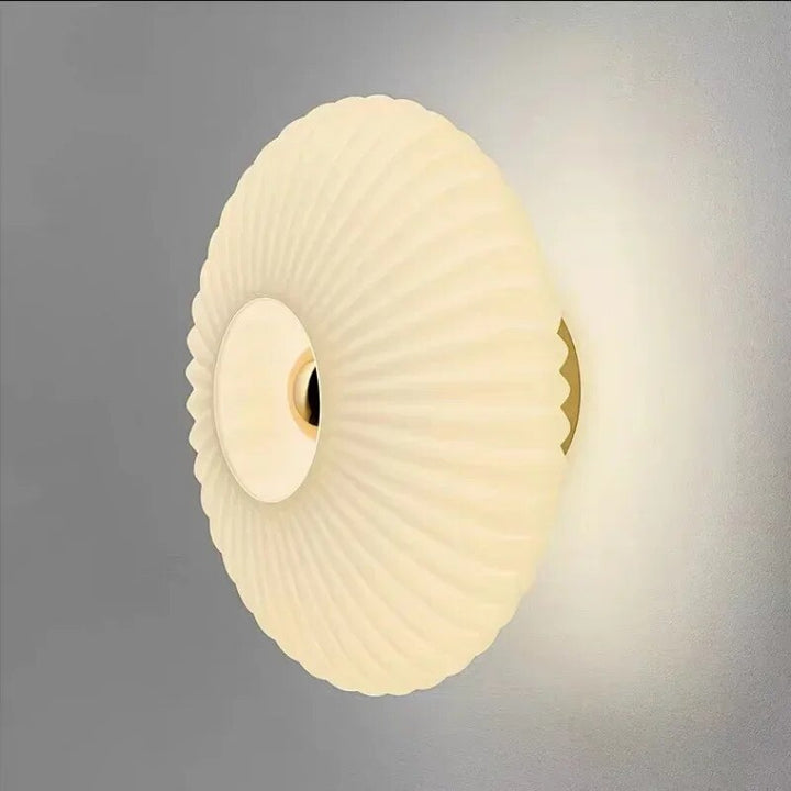 Skanto | NimbusFlux - Veggmontert glasslampe med bølgende lys
