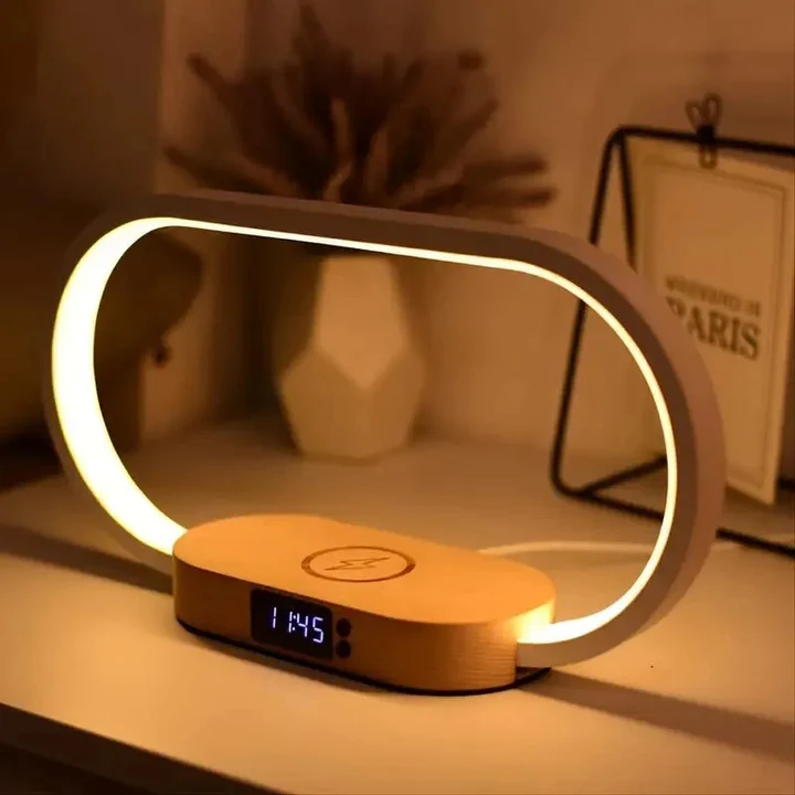 Skanto | Integrert lampe med trådløs ladestasjon