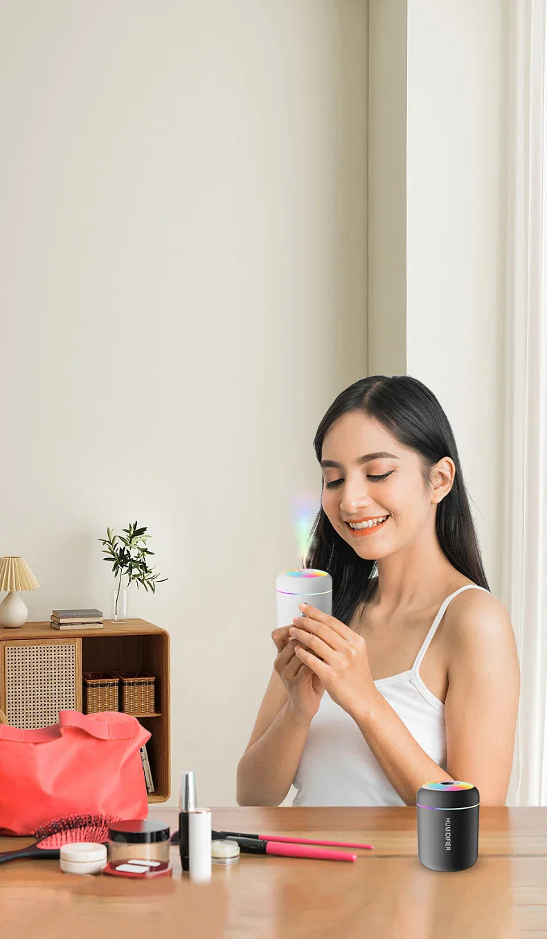 Skanto | MINI LUFTFUKTER MED AROMATERAPI - USB-DREVET - PERFEKT FOR BIL OG SOVEROM