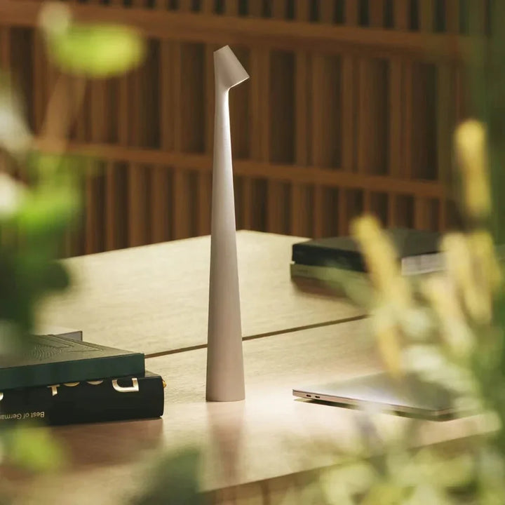 Skanto | Atmosfærisk trådløs bordlampe - LunaLite