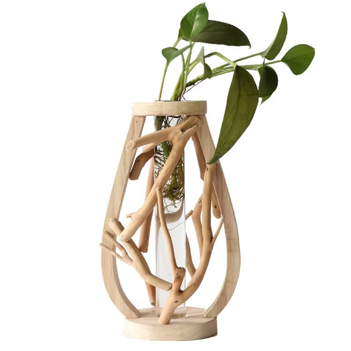 Kunstnerisk inspirert tre design Skanto