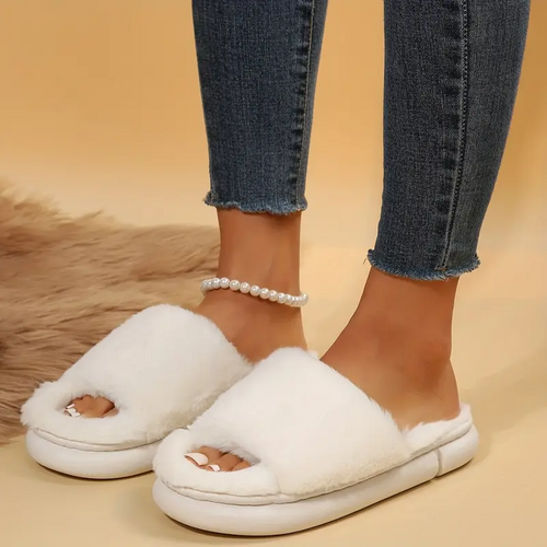 Koselige pels-sandaler | Skanto
