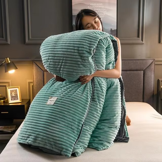 Skanto | Fløyelsfleece Teleskopdeksel for Ultimate Comfort – Myk, Varm, og Koselig Sengetøy Løsning