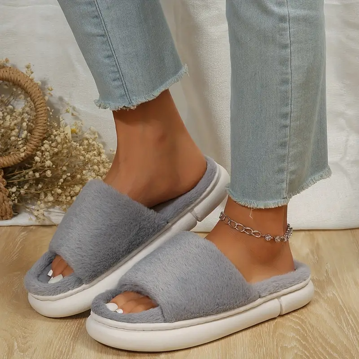 Koselige pels-sandaler | Skanto