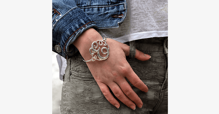 Skanto | Den Nye Trendy Monogram Initial Skrift Armbånd
