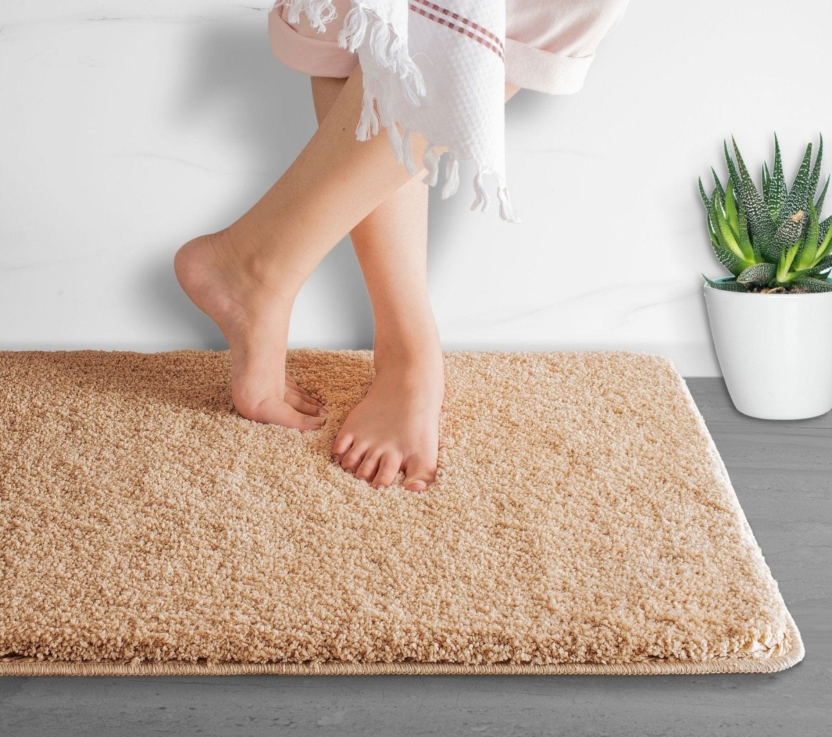 Norvo | Luxura UltraSoft Bade matte | Super-absorberende mikrofiber baderomsmatte med sklisikker bakside