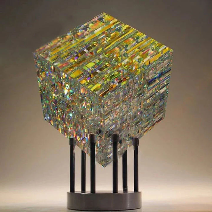 Skanto | Artwork - ChromaticCube - Rainbow Refraction - Fortryllende Moderne Dekor