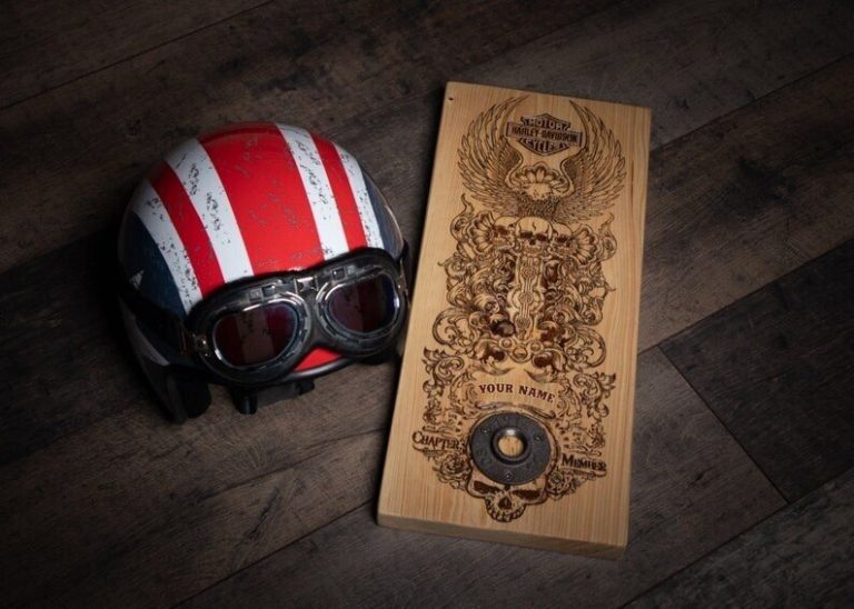 Skanto | Bearded Skull – Eagle Skull & Cross
