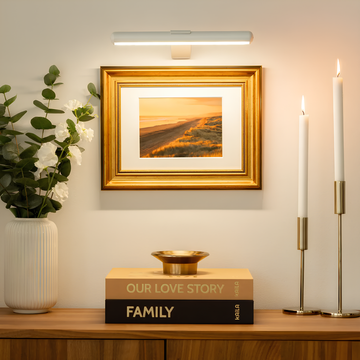 Skanto | Vegglampe med ladefunksjon elegant bildelys