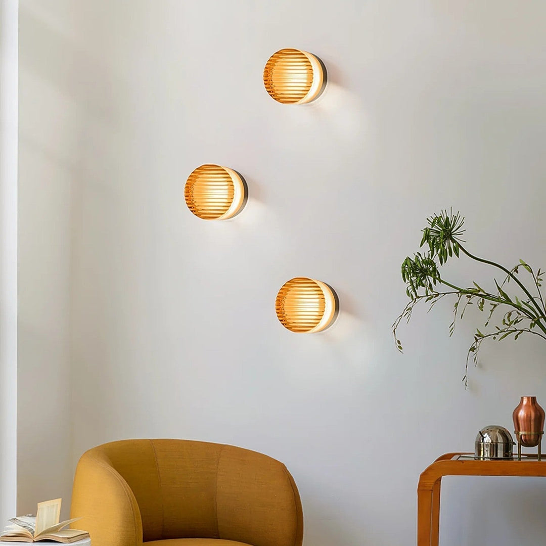 Moderne LED Vegglampe – Elegant Design for Stue og Soverom | Skanto