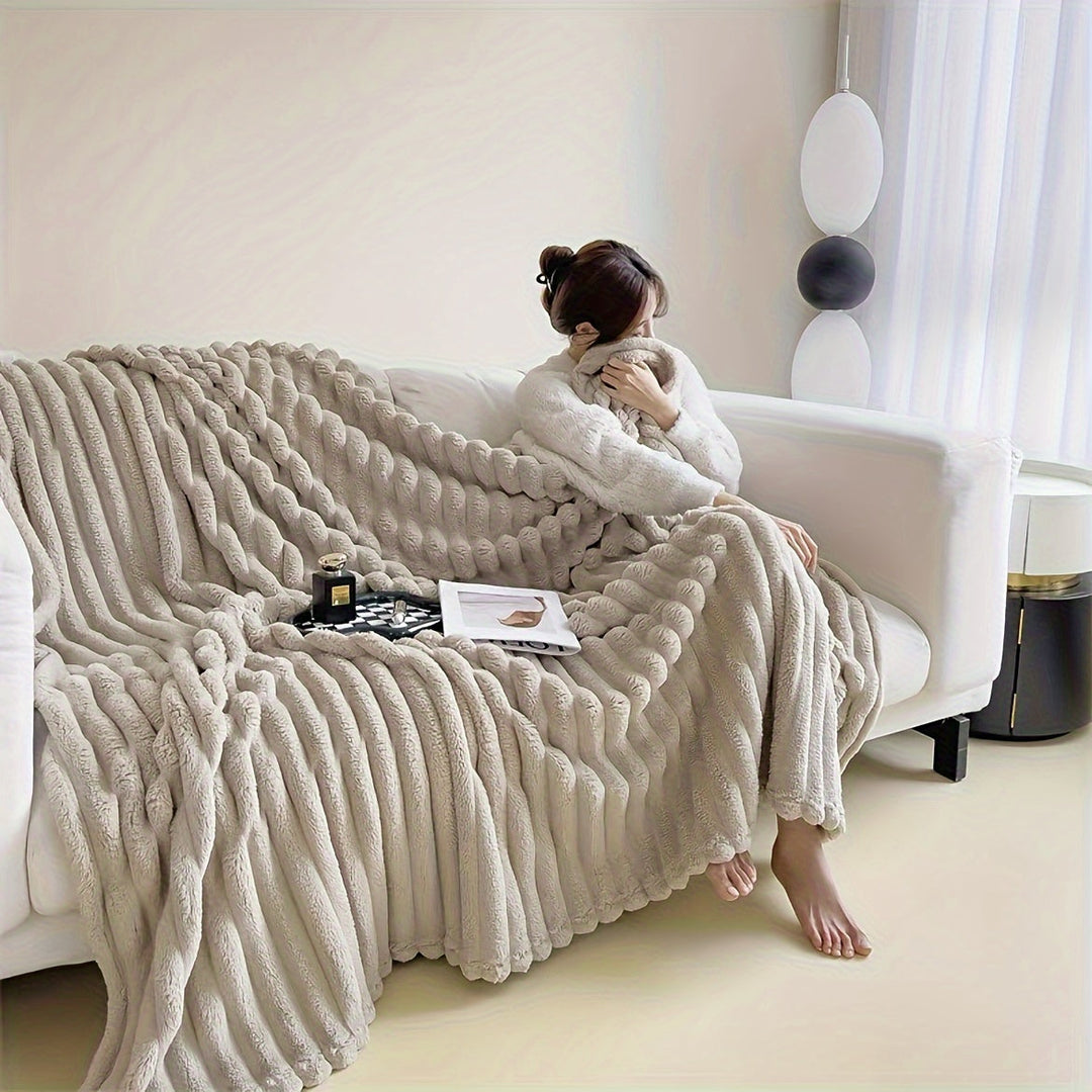 LuxeFleece – Elegant fransk stil teppe for Comfort Skanto