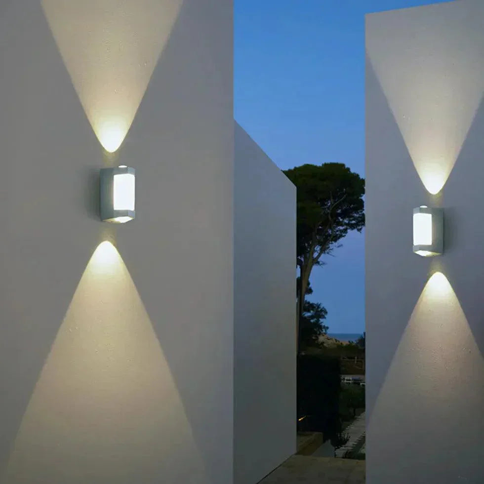Wasserdichte LED-Außenwandleuchte fra Metall