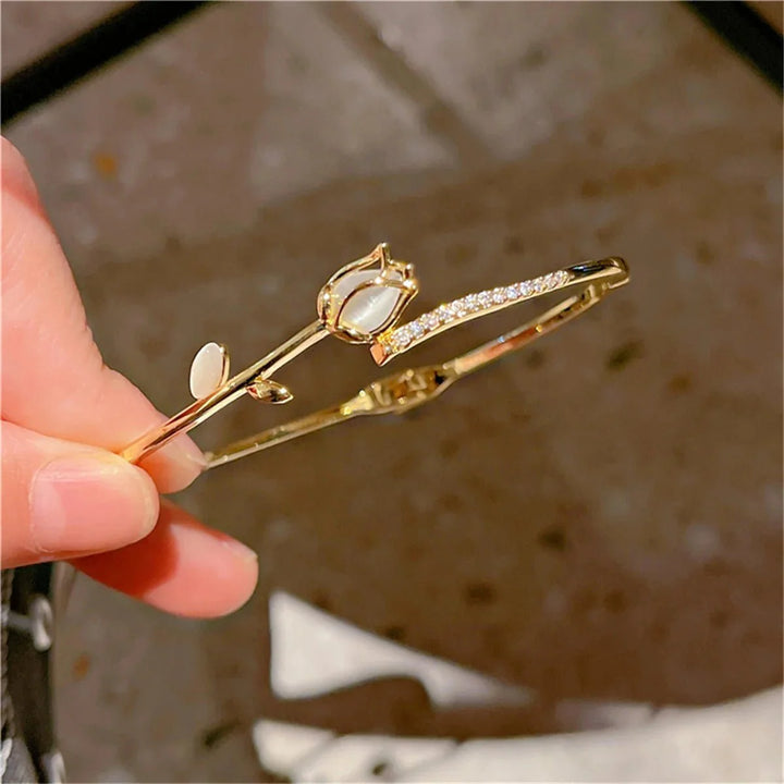 Skanto | Elegant Tulip Opal Diamond Accented Bracelet