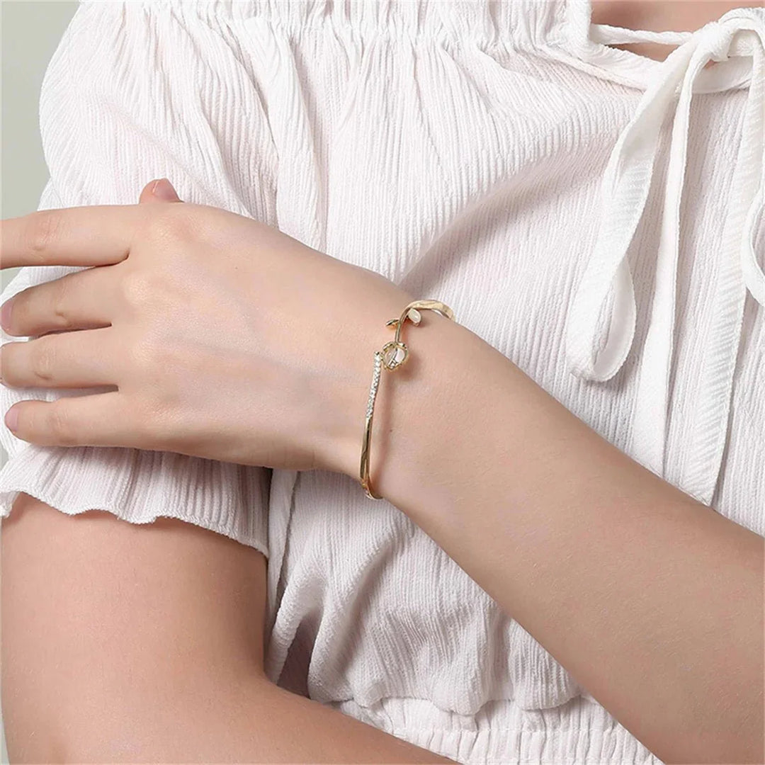 Skanto | Elegant Tulip Opal Diamond Accented Bracelet
