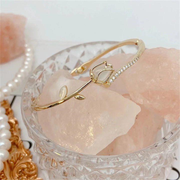 Skanto | Elegant Tulip Opal Diamond Accented Bracelet