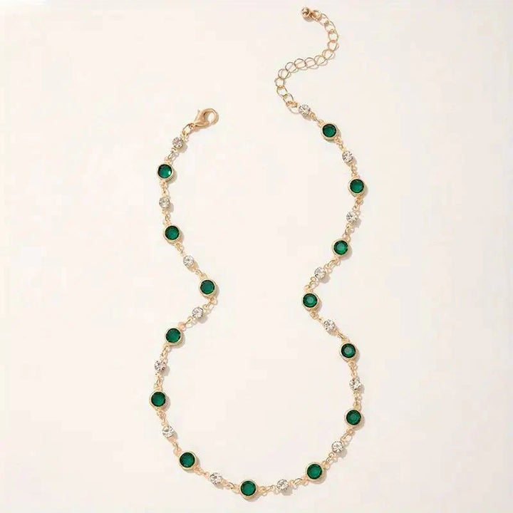 Skanto | Smaragd- og diamant-spaced choker-halskjede