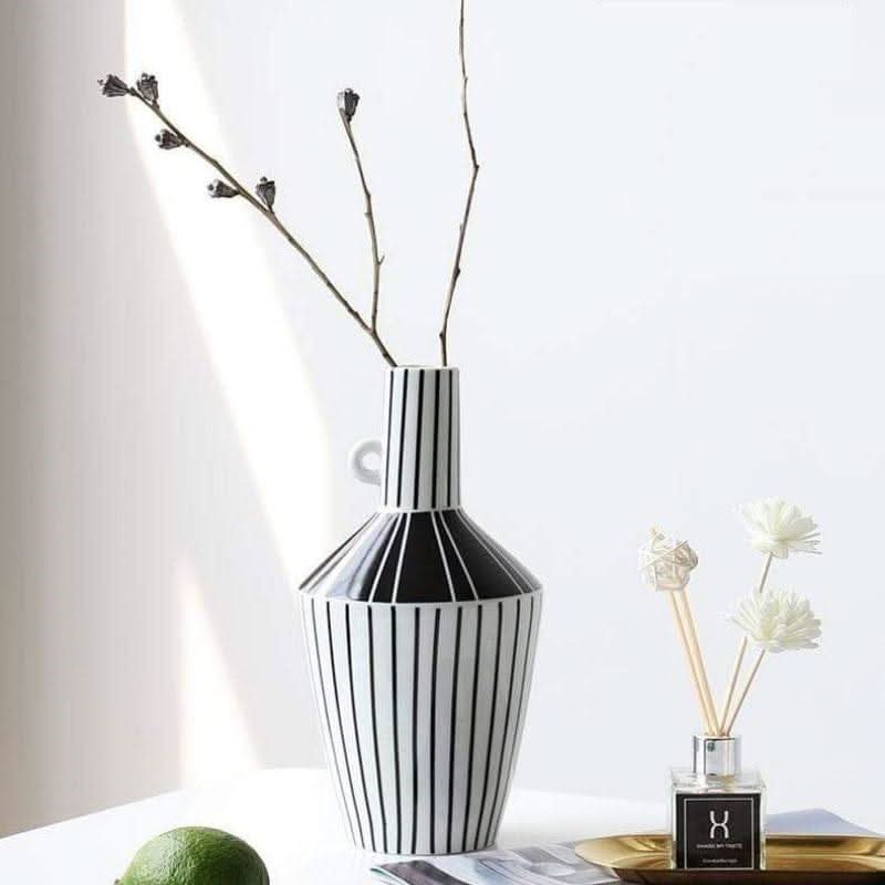 Skanto | KAZURI – Elegant keramikk vase for en moderne stemning