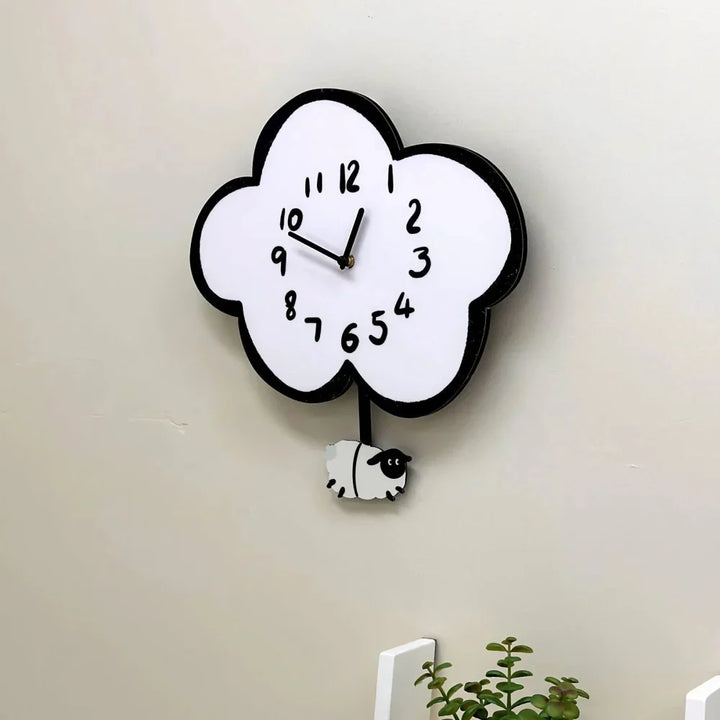Skanto | 38cm Stille Tegneserie Sky Sau Svingende Veggur