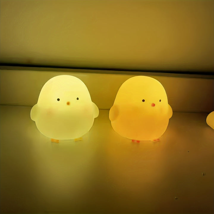 LumiKuiken - Elegant LED Bordlampe med Sunt Lys Skanto