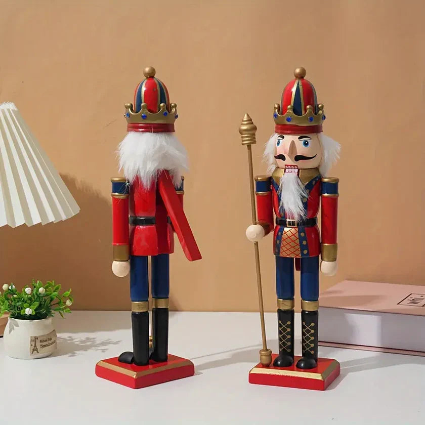 Skanto | FestiveGuard - Tradisjonell nøtteknekkerdekorasjon for julekos