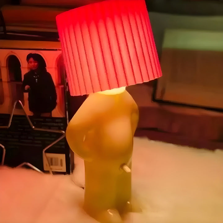 Skanto | Sassy Boy Creative Table Lamp – Unik belysning for soverom og stue